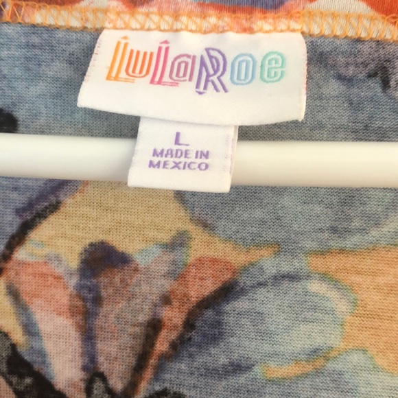 Lularoe lynnae long sleeves tee - Picture 2 of 4
